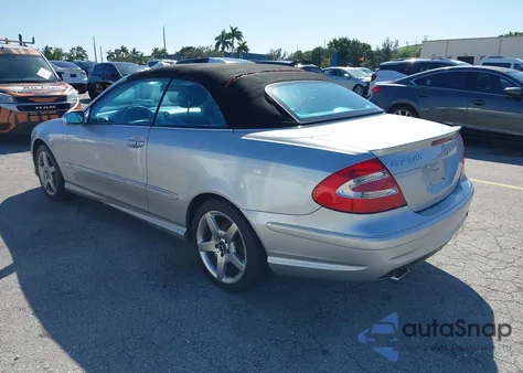 2005 Mercedes-Benz Clk 500 из США, поврежденный, VIN WDBTK75J15F145455